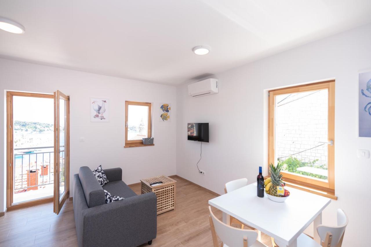 Brand New Apt W Balcony & Perfect Seaview At Center Хвар Екстериор снимка