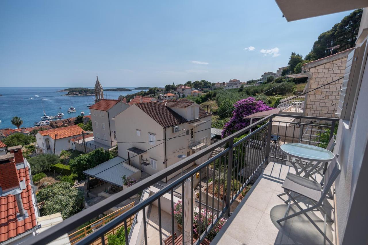 Brand New Apt W Balcony & Perfect Seaview At Center Хвар Екстериор снимка